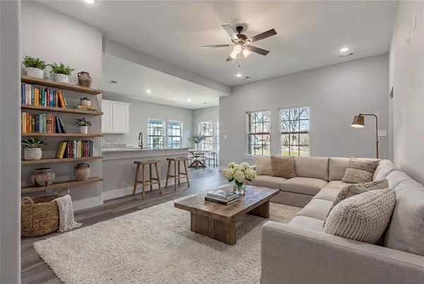 $249,900 | 1219 South Montgomery Street, Sherman, TX 75090