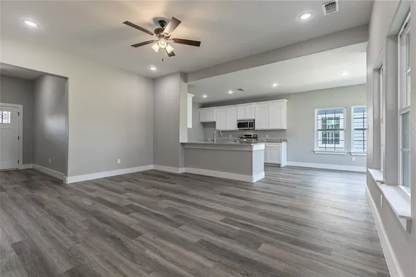 $249,900 | 1219 South Montgomery Street, Sherman, TX 75090