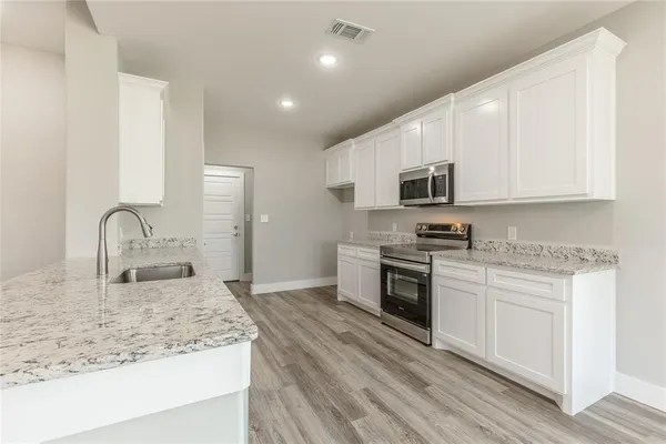 $249,900 | 1219 South Montgomery Street, Sherman, TX 75090