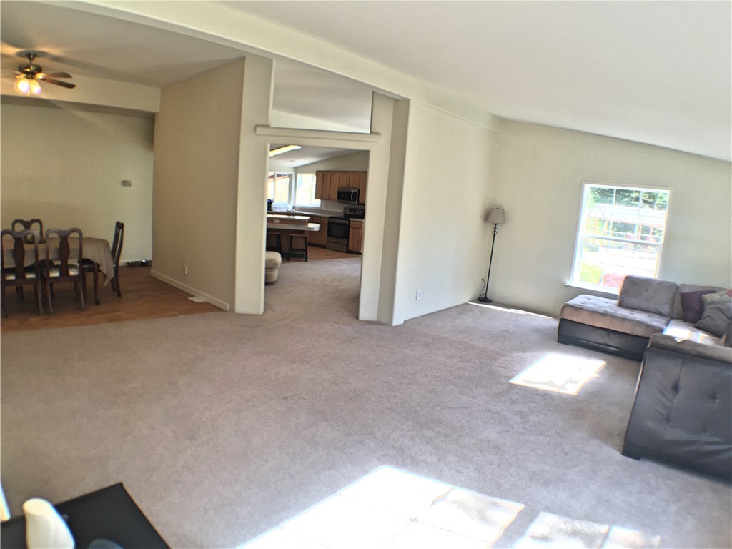 216 Halliday Road Centralia, WA 98531 - Photo 7 of 19 Gallery Image 7