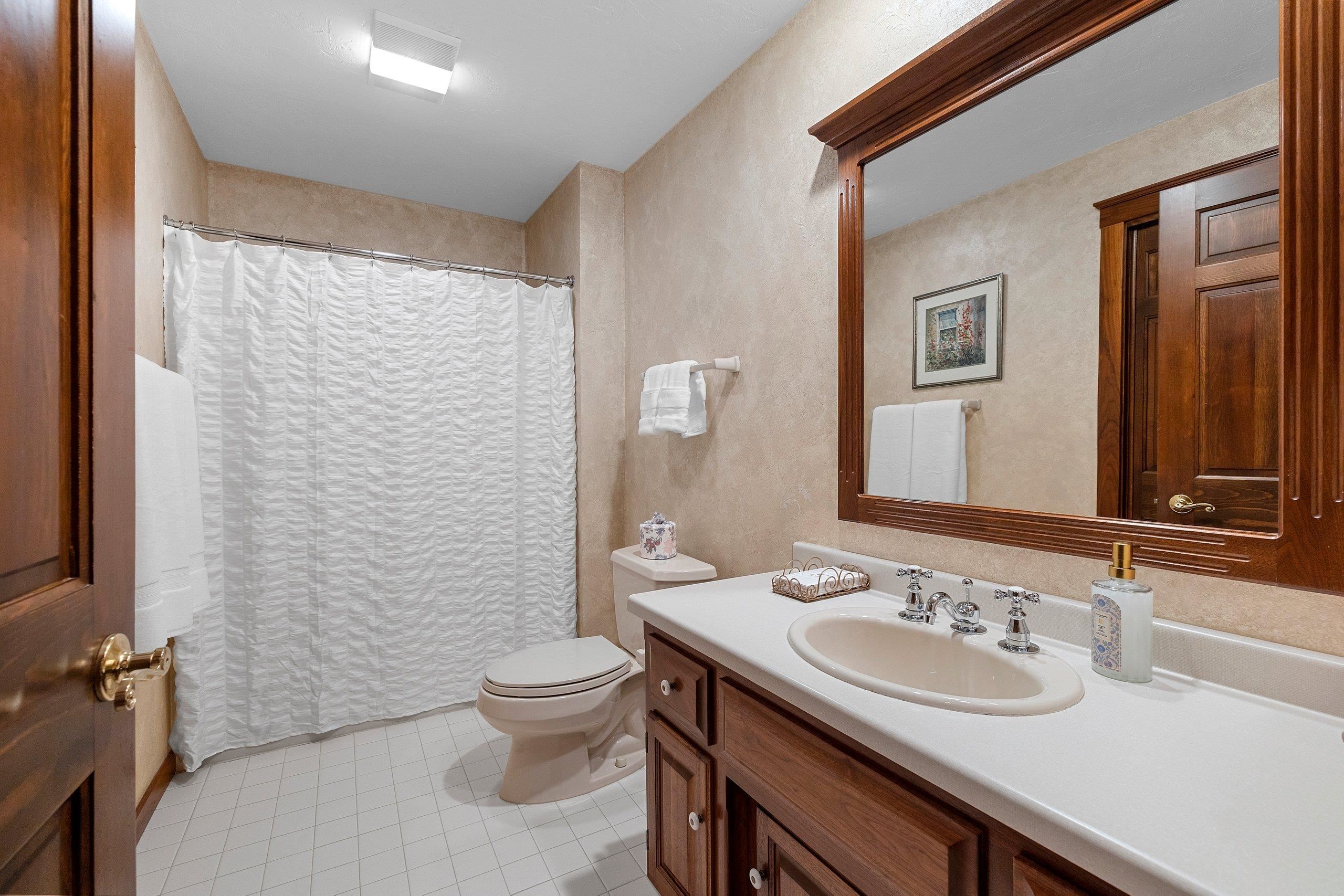 255 Traders Point Lane Green Bay, WI 54302 - Photo 30 of 78 Gallery Image 30