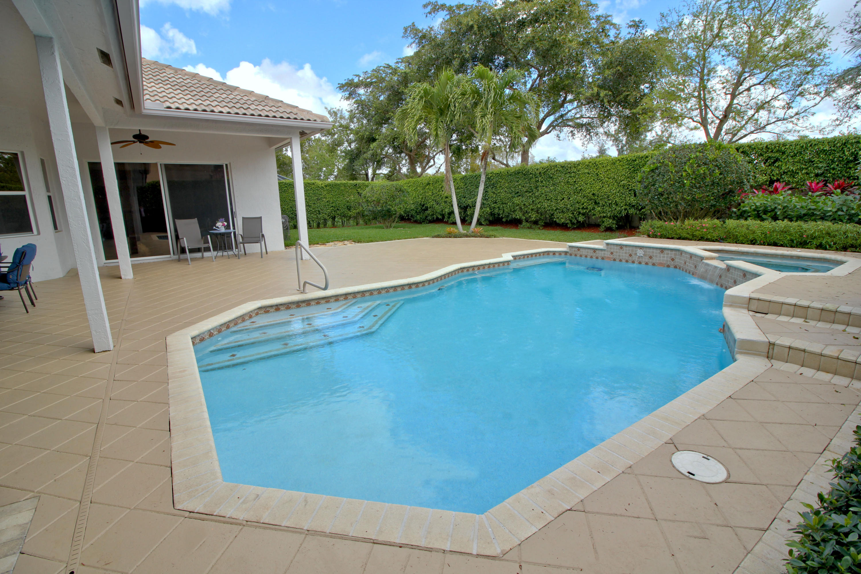 21230 Falls Ridge Way Boca Raton, FL 33428 - Photo 3 of 44 21230 (12)