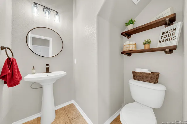 $2,300 | 3502 Bennington Way, San Antonio, TX 78261