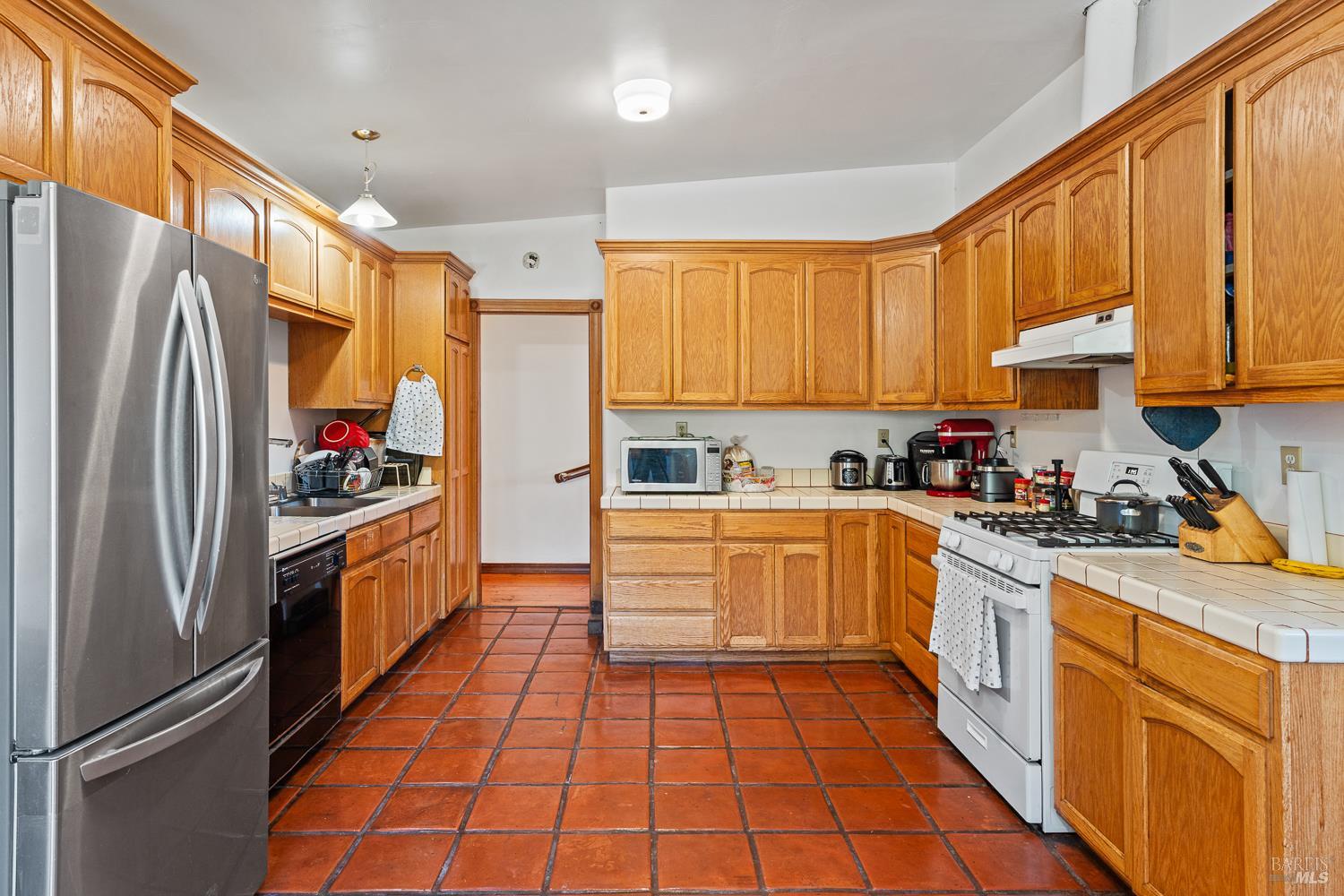 19020 Gschwend Road Philo, CA 95466 - Photo 11 of 31 Gallery Image 11