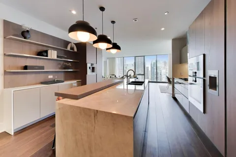 $2,550,000 | 363 East Wacker Drive, Unit 2506, Chicago, IL 60601