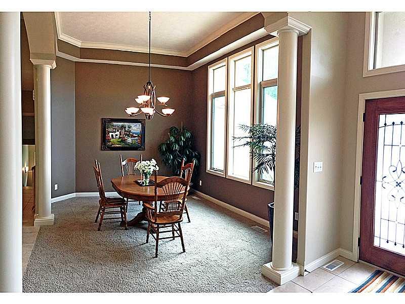 8310 South Sprague Road Columbus, IN 47201 - Photo 8 of 24