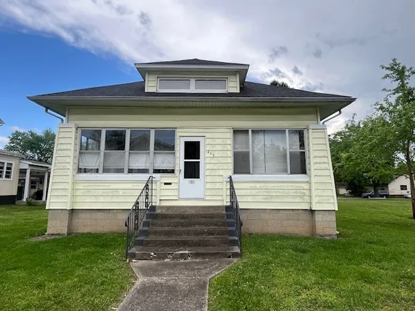 $69,900 | 409 East Everett Street, Marion, IL 62959