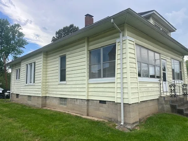 $69,900 | 409 East Everett Street, Marion, IL 62959