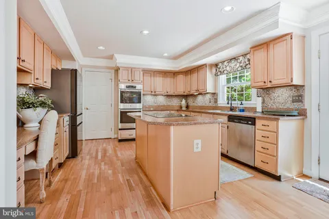 $1,275,000 | 14201 Floral Park Drive, North Potomac, MD 20850