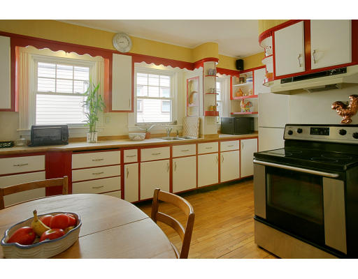 60-62 Jamaica Road Brookline, MA 02445 - Photo 4 of 6 Gallery Image 4