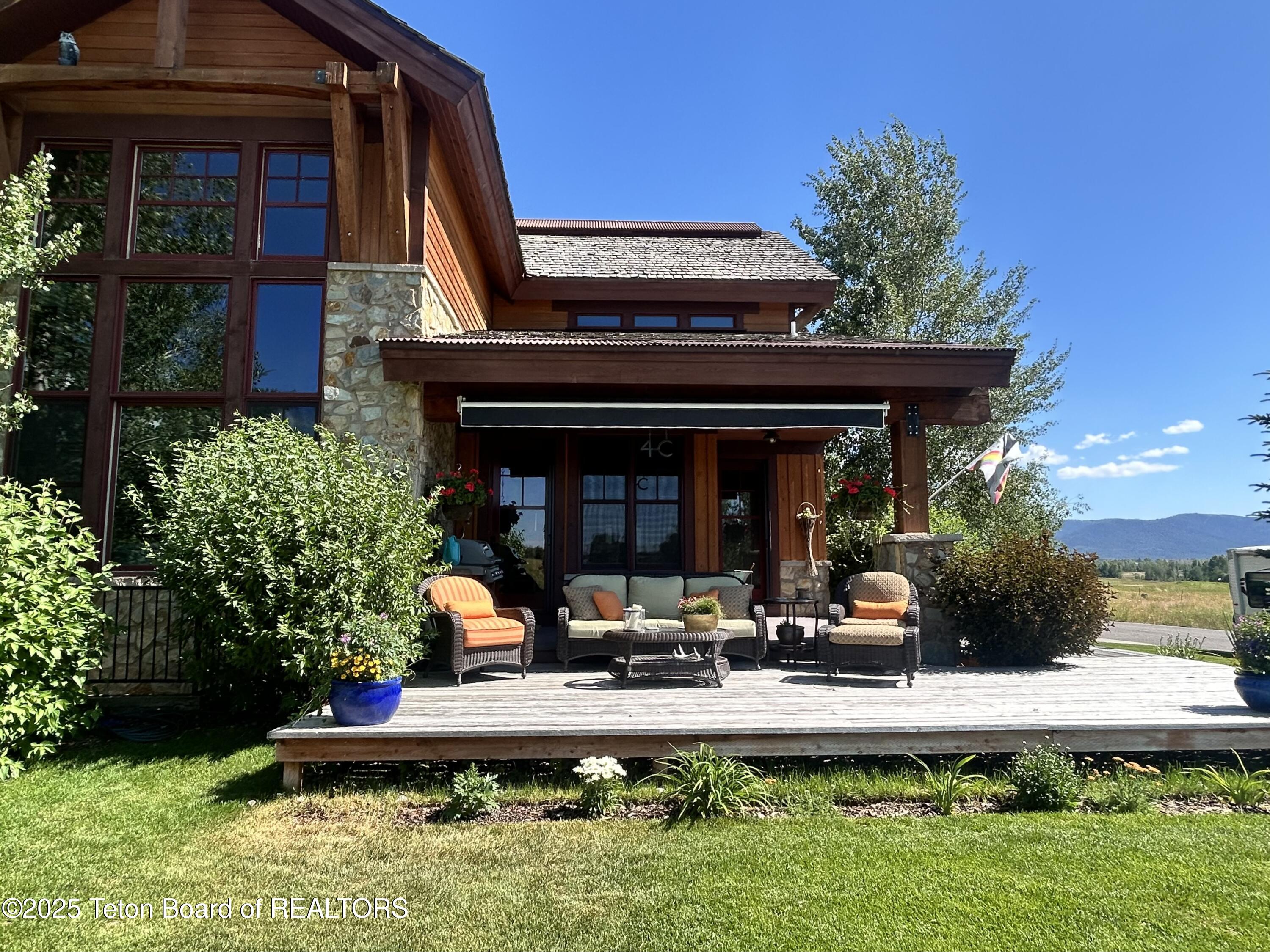 90 Bison Drive Victor, ID 83455 - Photo 5 of 33 IMG_6415