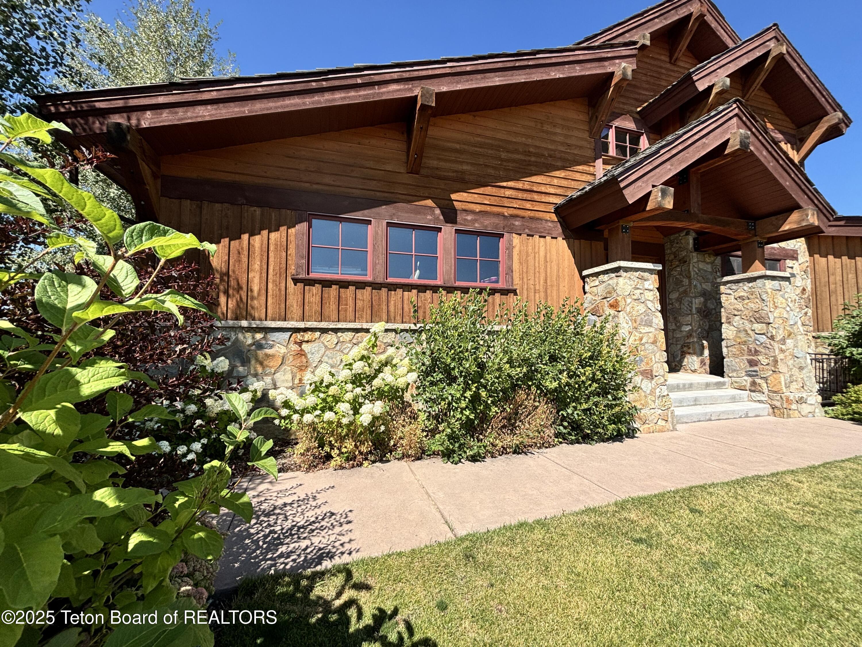 90 Bison Drive Victor, ID 83455 - Photo 6 of 33 IMG_0566