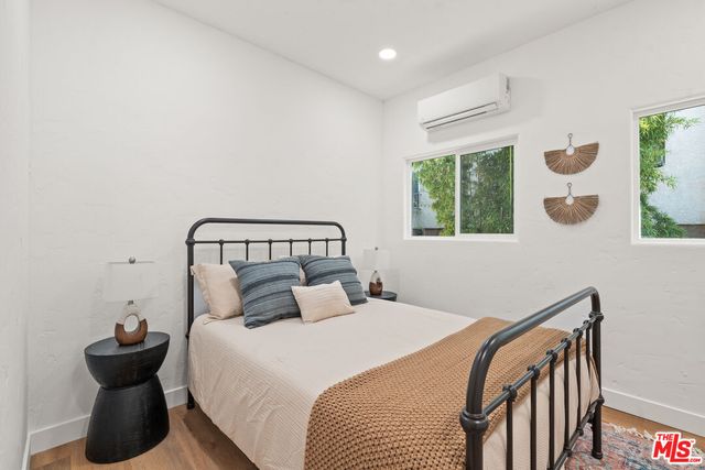 $690,000 | 509 1/2 North Hobart Boulevard, Los Angeles, CA 90004