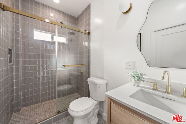 $690,000 | 509 1/2 North Hobart Boulevard, Los Angeles, CA 90004