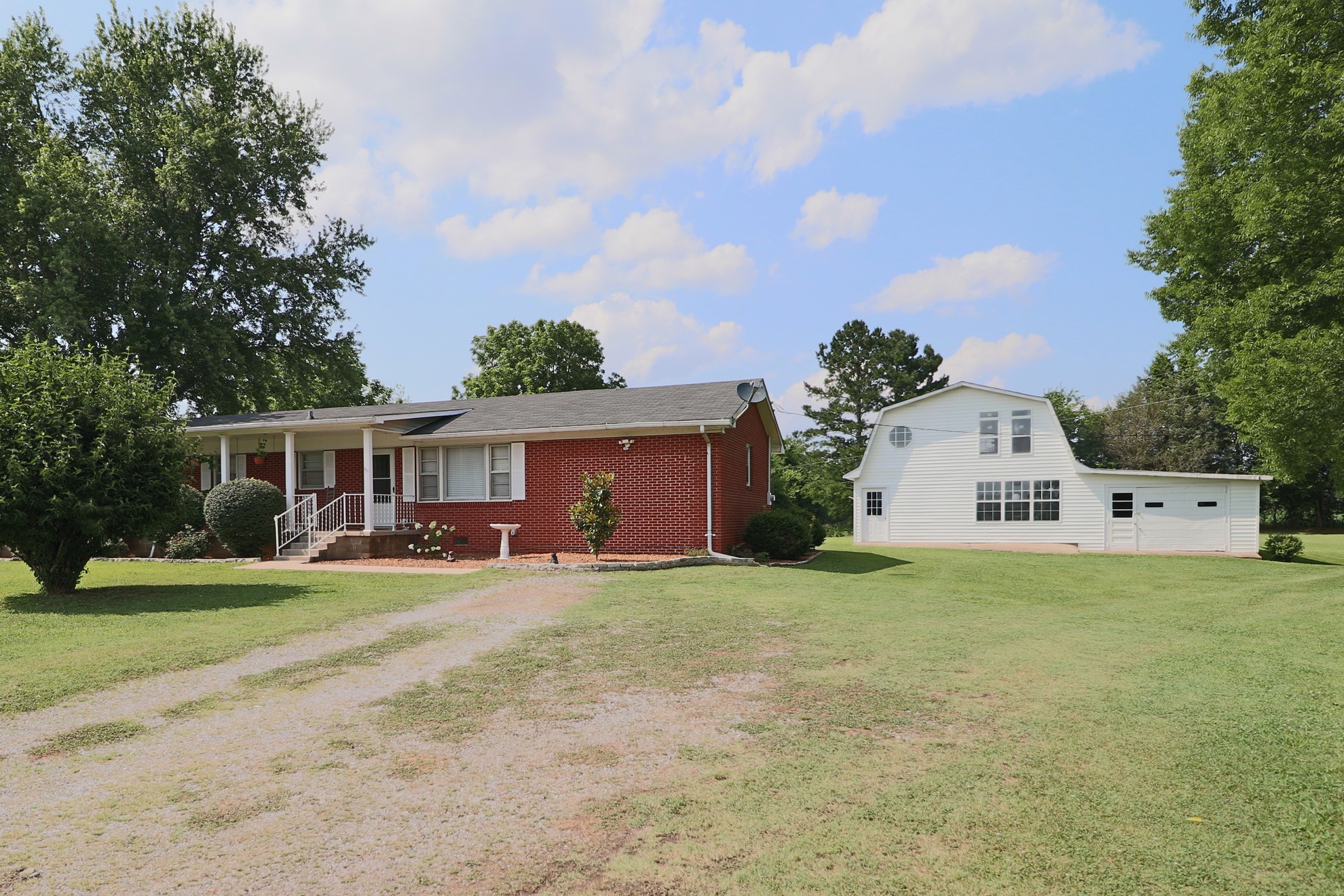 457 Enon Church Road Unionville, TN 37180 - Photo 3 of 50 Gallery Image 3