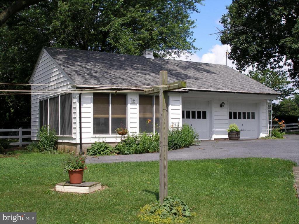 14 Landis Valley Road Lititz, PA 17543 - Photo 8 of 18