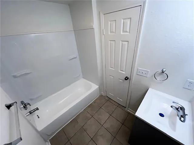 $1,500 | 933 Monterey Court South, Unit A, Terrytown, LA 70056