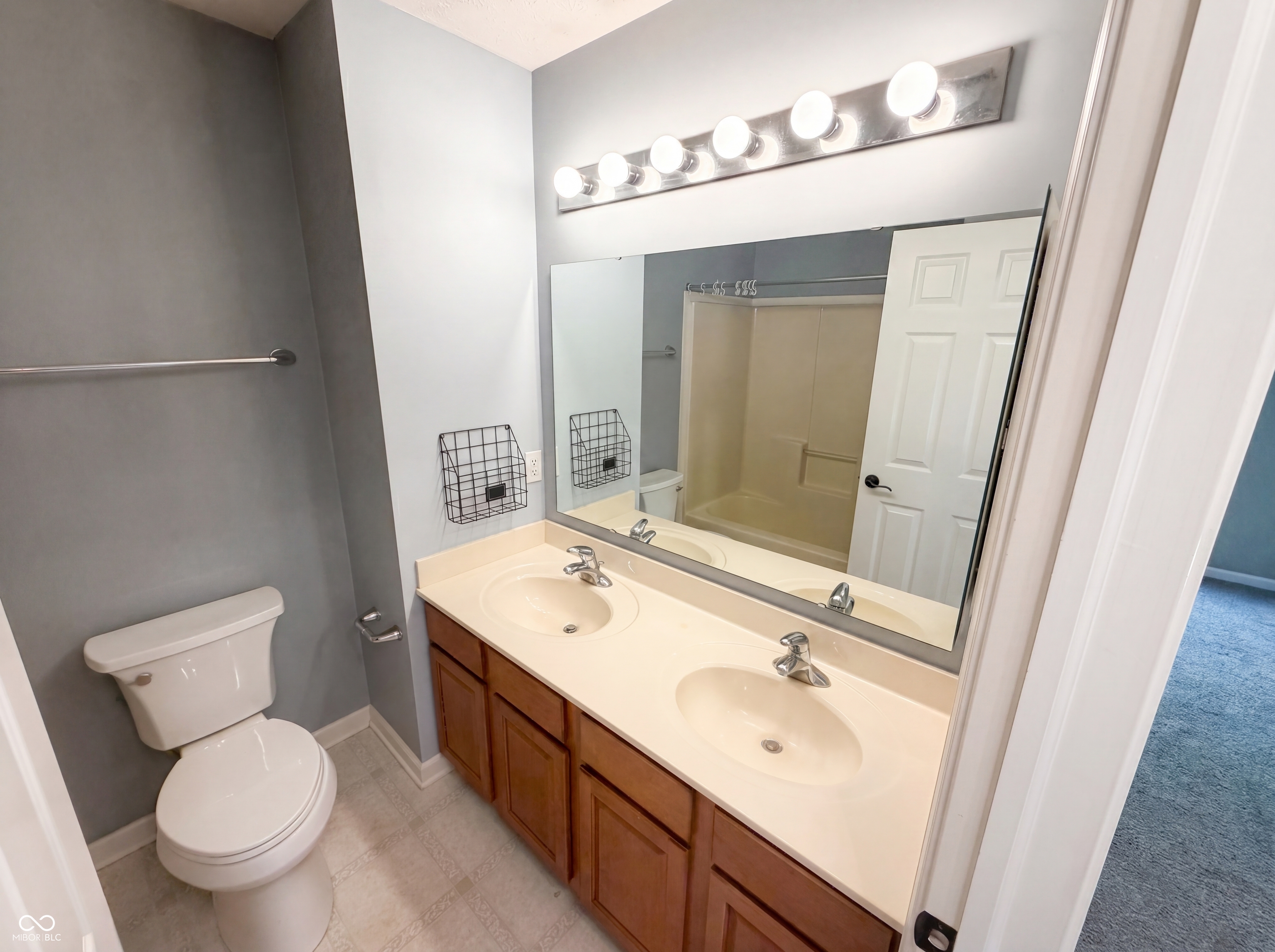 11871 Gatwick View Drive Fishers, IN 46037 - Photo 22 of 34