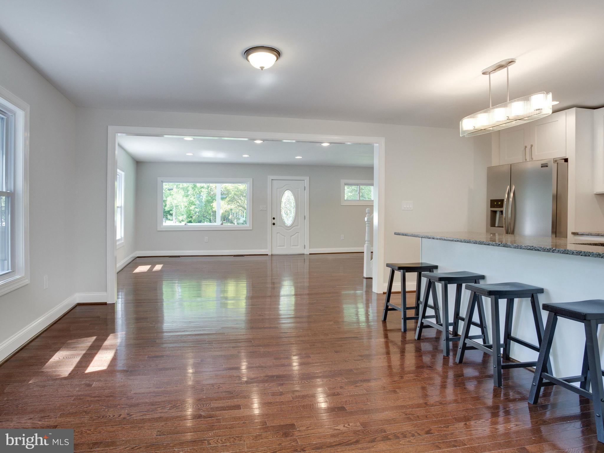 1627 Colony Road Pasadena, MD 21122 - Photo 8 of 26 Interior (General)