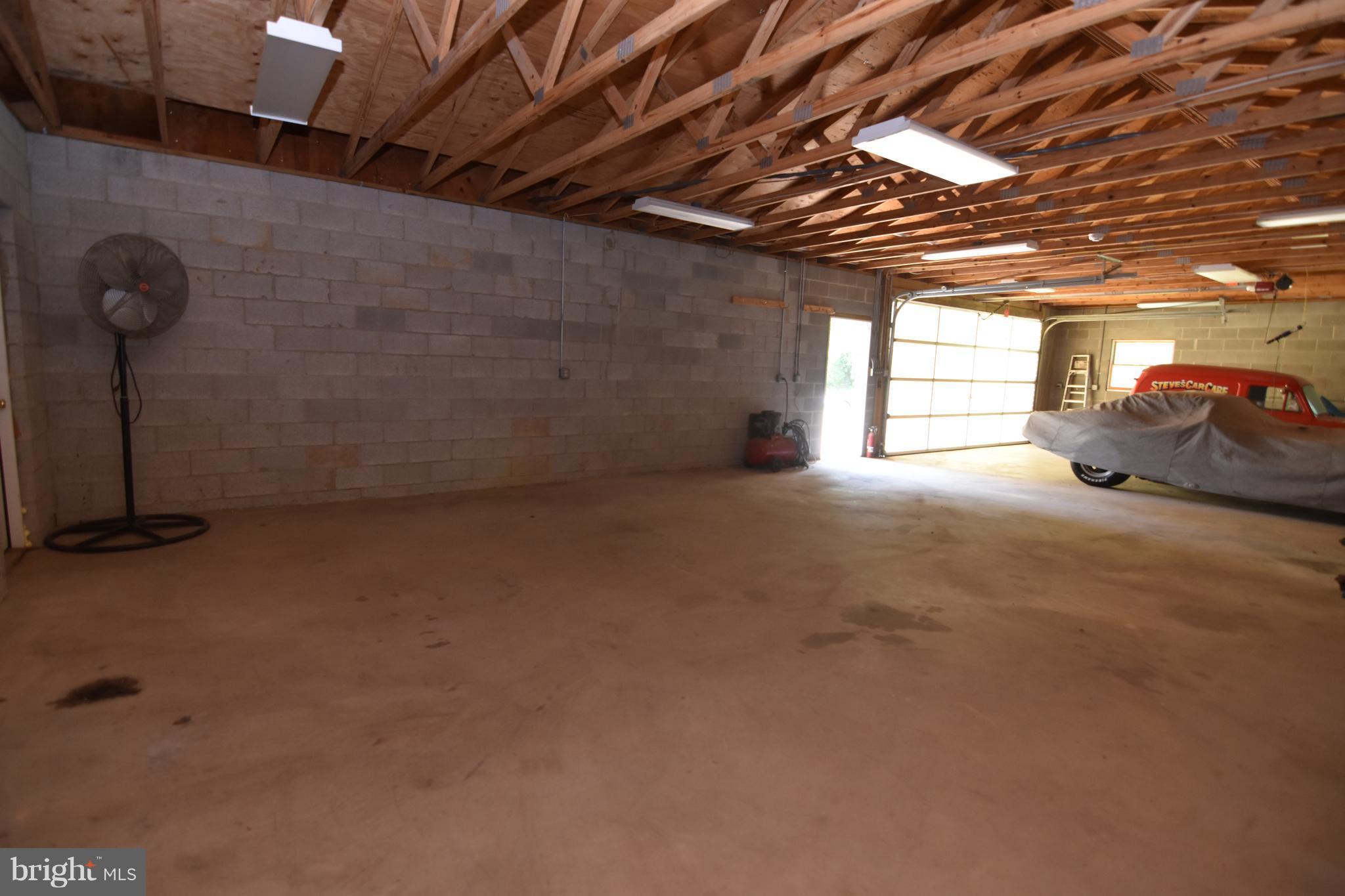 20360 Poplar Ridge Road Lexington Park, MD 20653 - Photo 20 of 30 garage