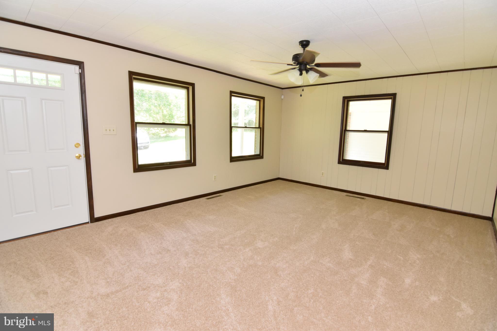20360 Poplar Ridge Road Lexington Park, MD 20653 - Photo 3 of 30 Living Room