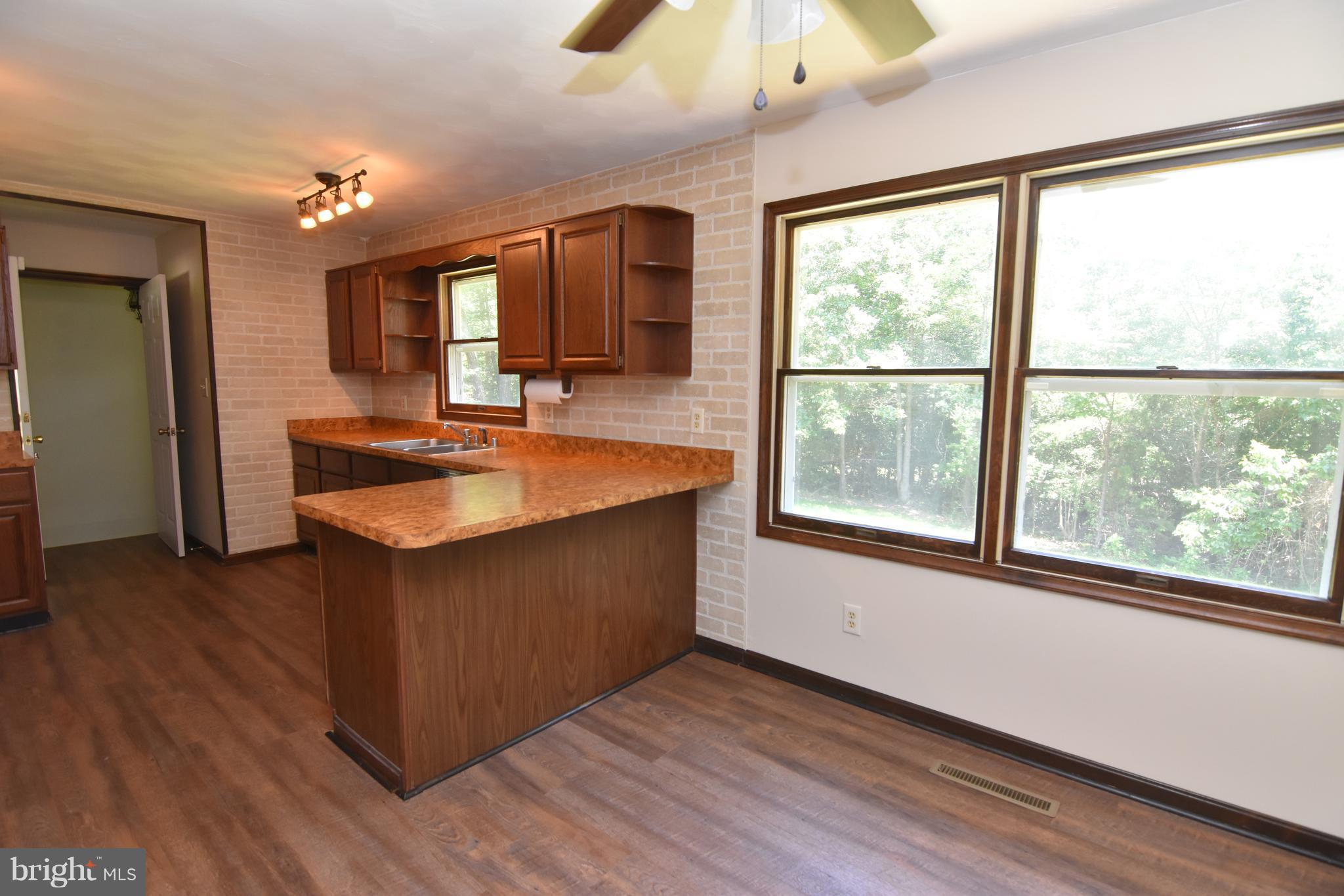 20360 Poplar Ridge Road Lexington Park, MD 20653 - Photo 7 of 30 Kitchen