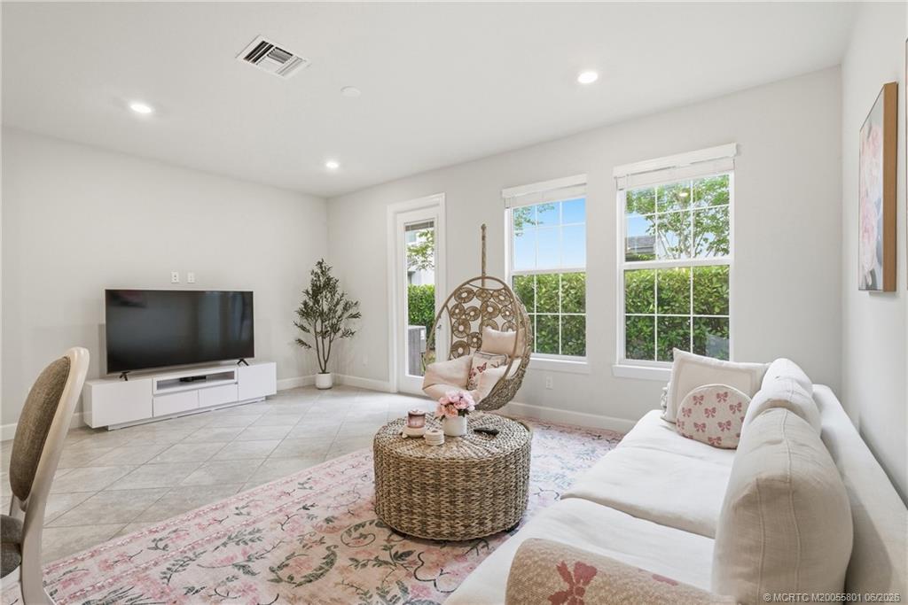 1871 Southeast Tarni Way Stuart, FL 34996 - Photo 4 of 29
