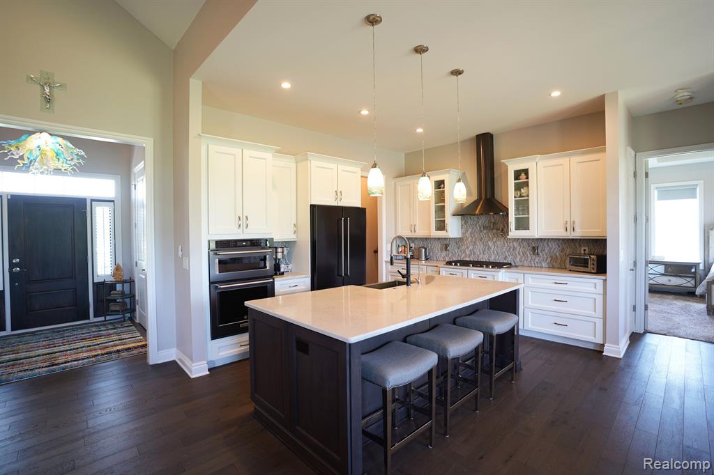 7303 Perry Road Grand Blanc, MI 48439 - Photo 8 of 37