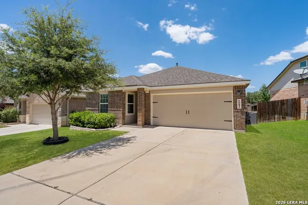$2,000 | 6083 Akin Circle, San Antonio, TX 78261