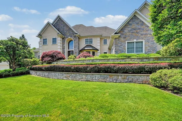 $1,699,000 | 52 Ivywood Drive, Clarks Summit, PA 18411
