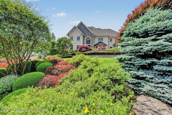 $1,699,000 | 52 Ivywood Drive, Clarks Summit, PA 18411