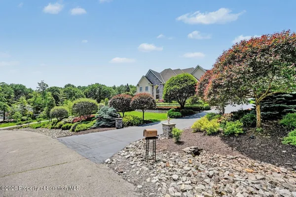 $1,699,000 | 52 Ivywood Drive, Clarks Summit, PA 18411