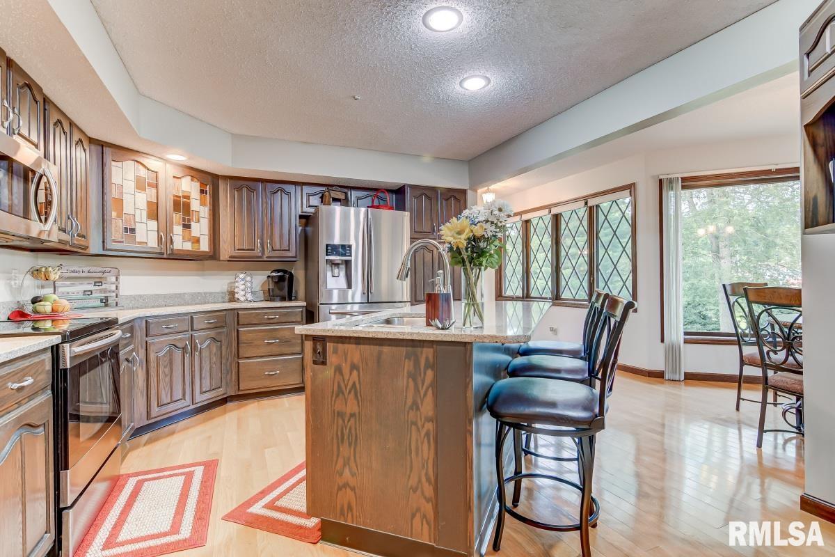 9 Red Bud Lane Springfield, IL 62712 - Photo 11 of 50 Gallery Image 11