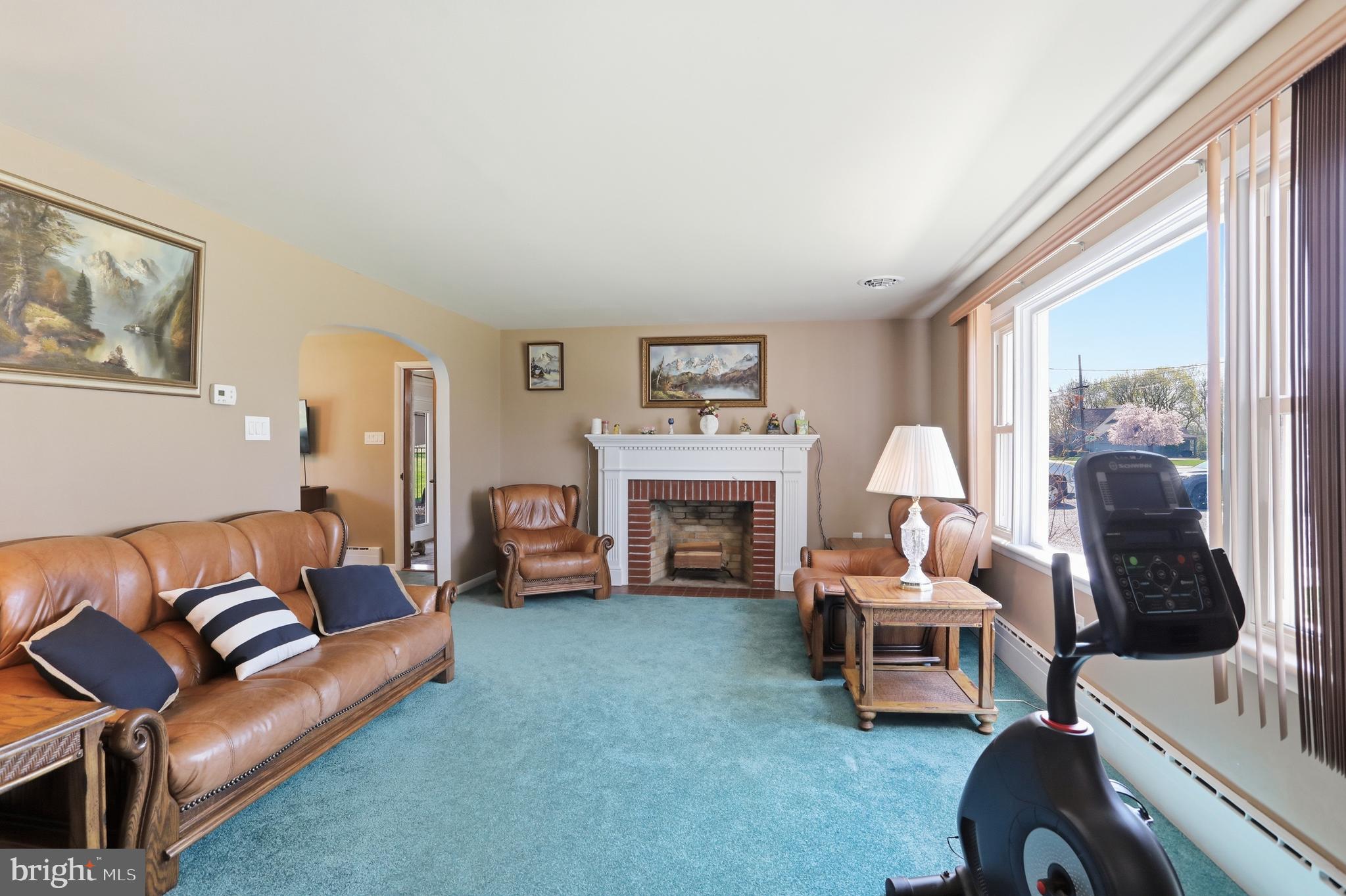 13152 Welty Road Waynesboro, PA 17268 - Photo 7 of 58 Main Level Living Room