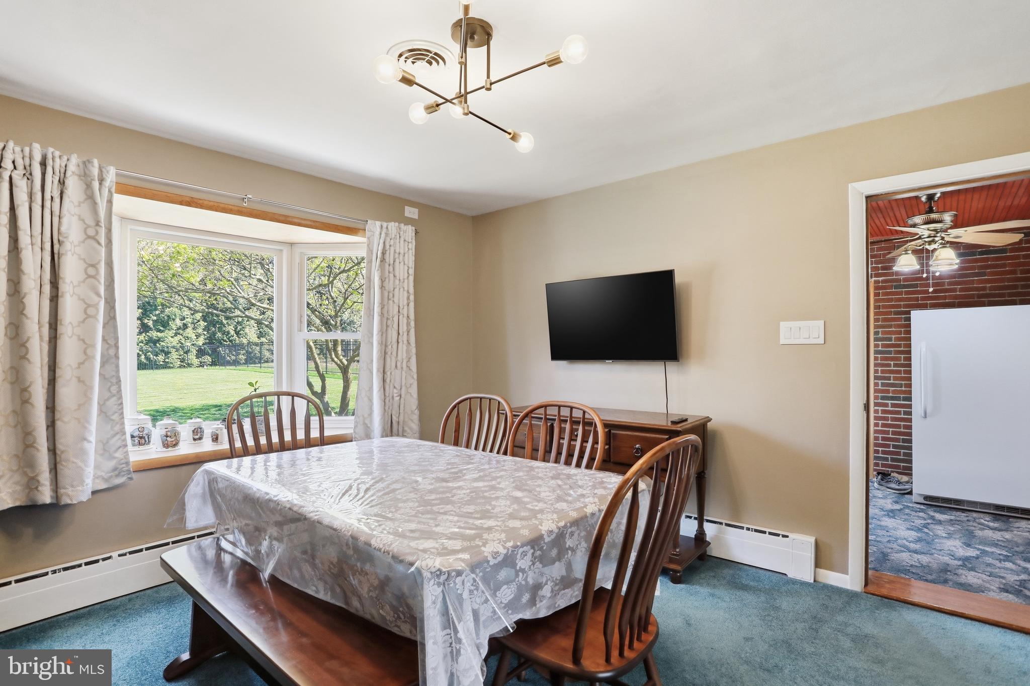 13152 Welty Road Waynesboro, PA 17268 - Photo 10 of 58 Dining Room