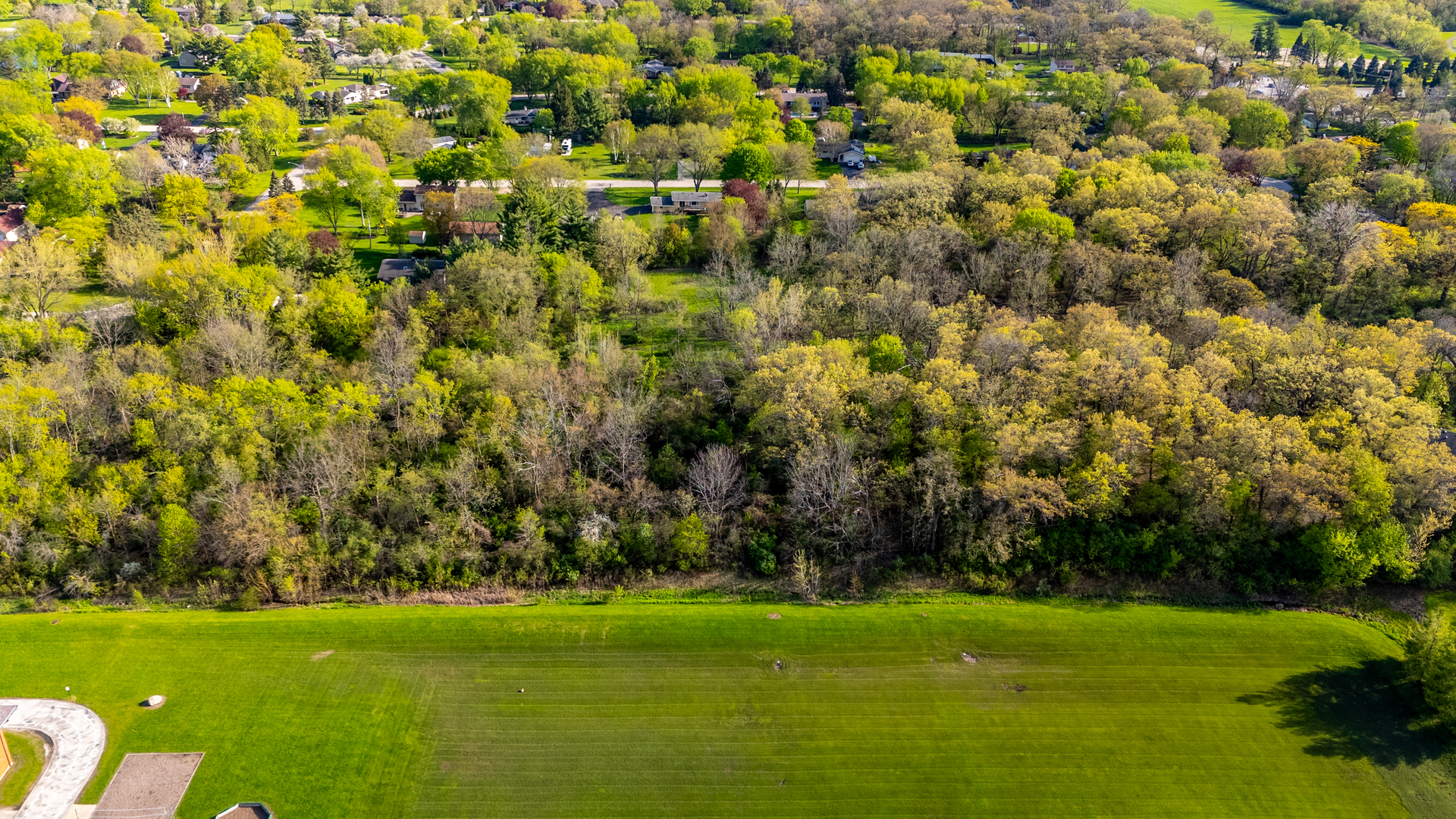 1001 Hunt Club Road Gurnee, IL 60031 - Photo 2 of 5 Gallery Image 2