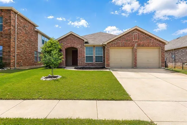$2,145 | 9249 Conestoga Drive, Fort Worth, TX 76131