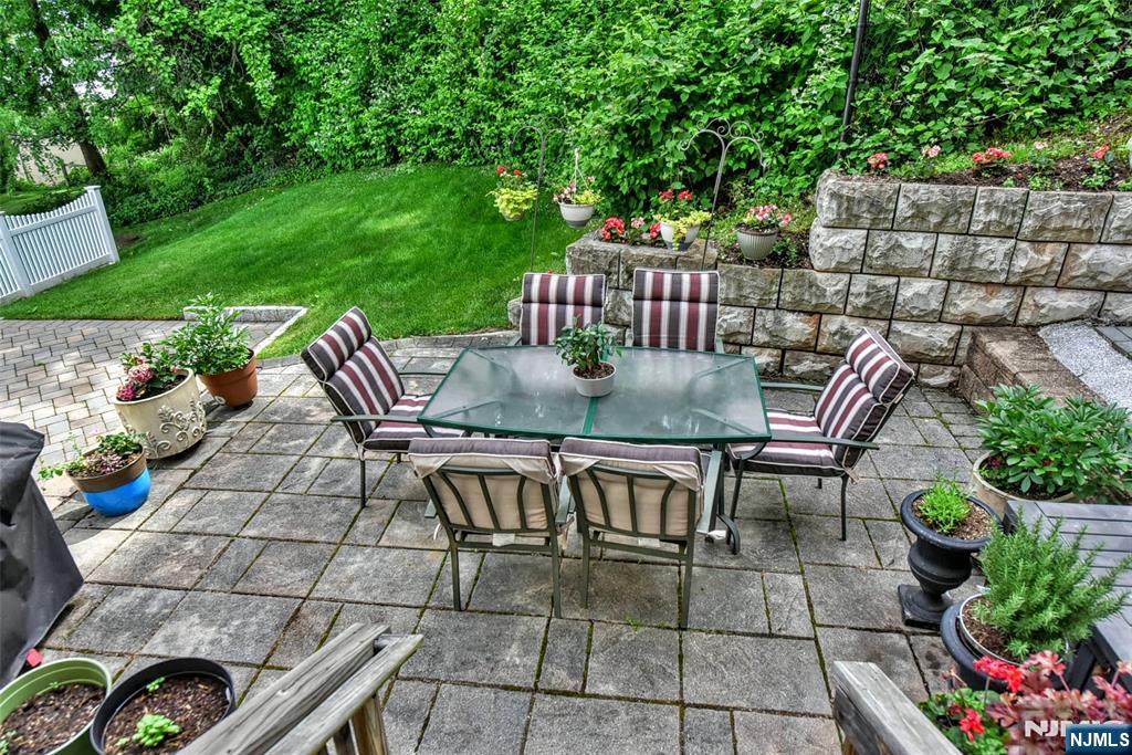 451 Springfield Avenue, Unit 111 Hasbrouck Heights, NJ 07604 - Photo 26 of 29