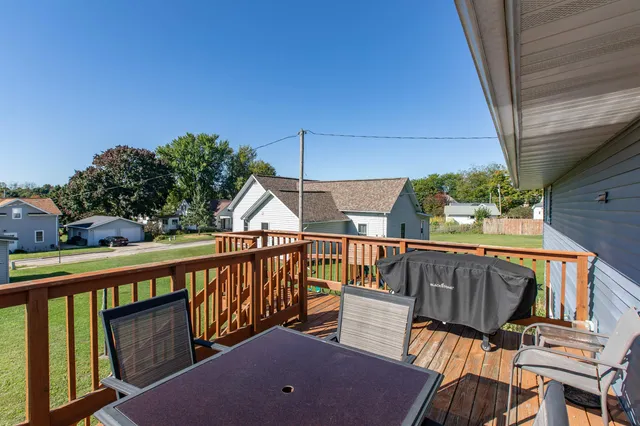 $239,000 | 115 East Jewett Street, Dodgeville, WI 53533