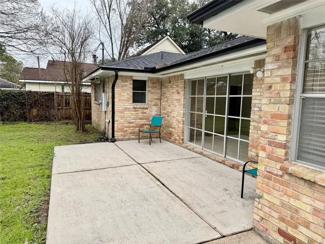 $2,150 | 8218 Edgemoor Drive, Houston, TX 77036