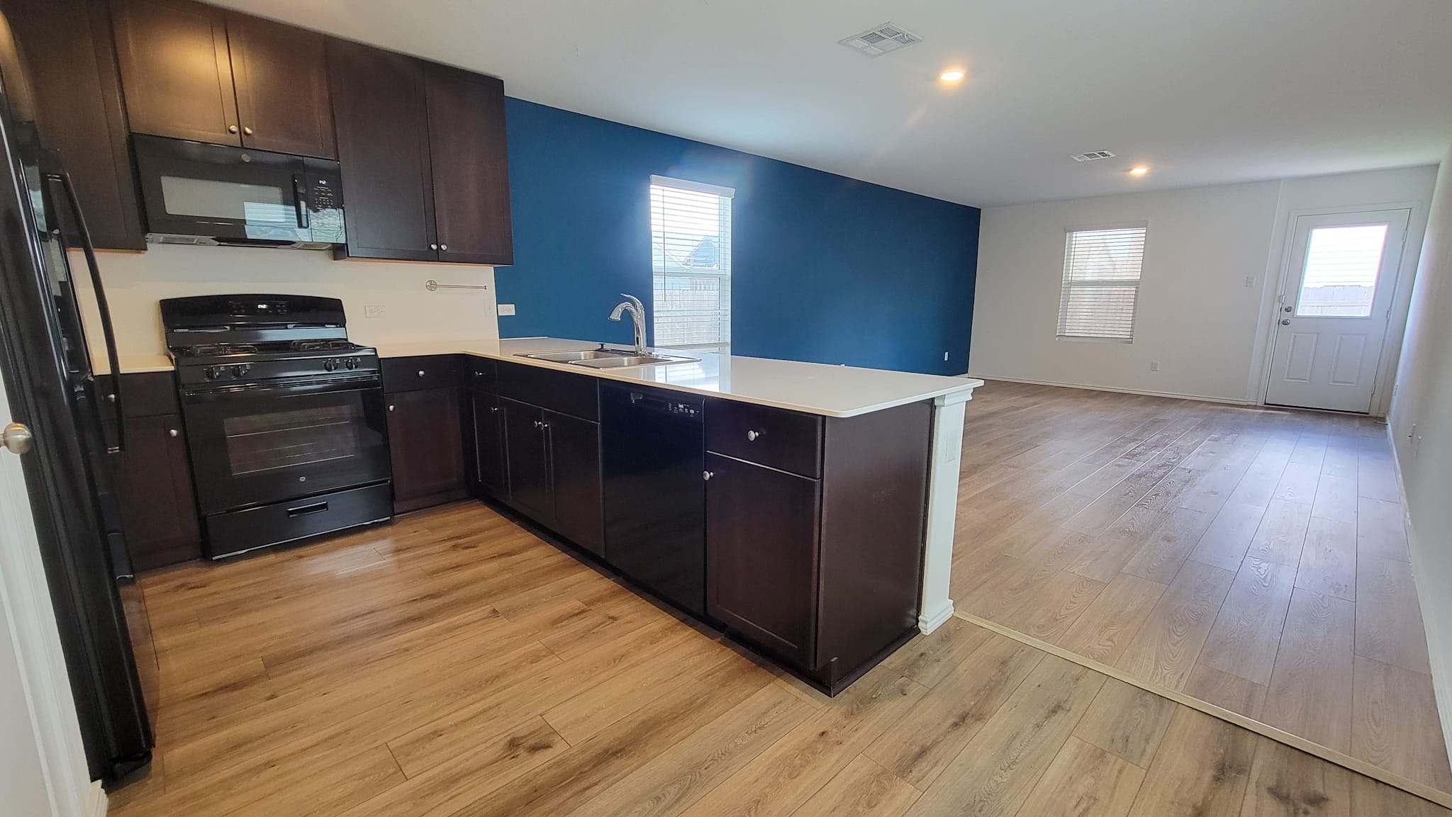 192 Gabbro Gardens Maxwell, TX 78656 - Photo 3 of 17