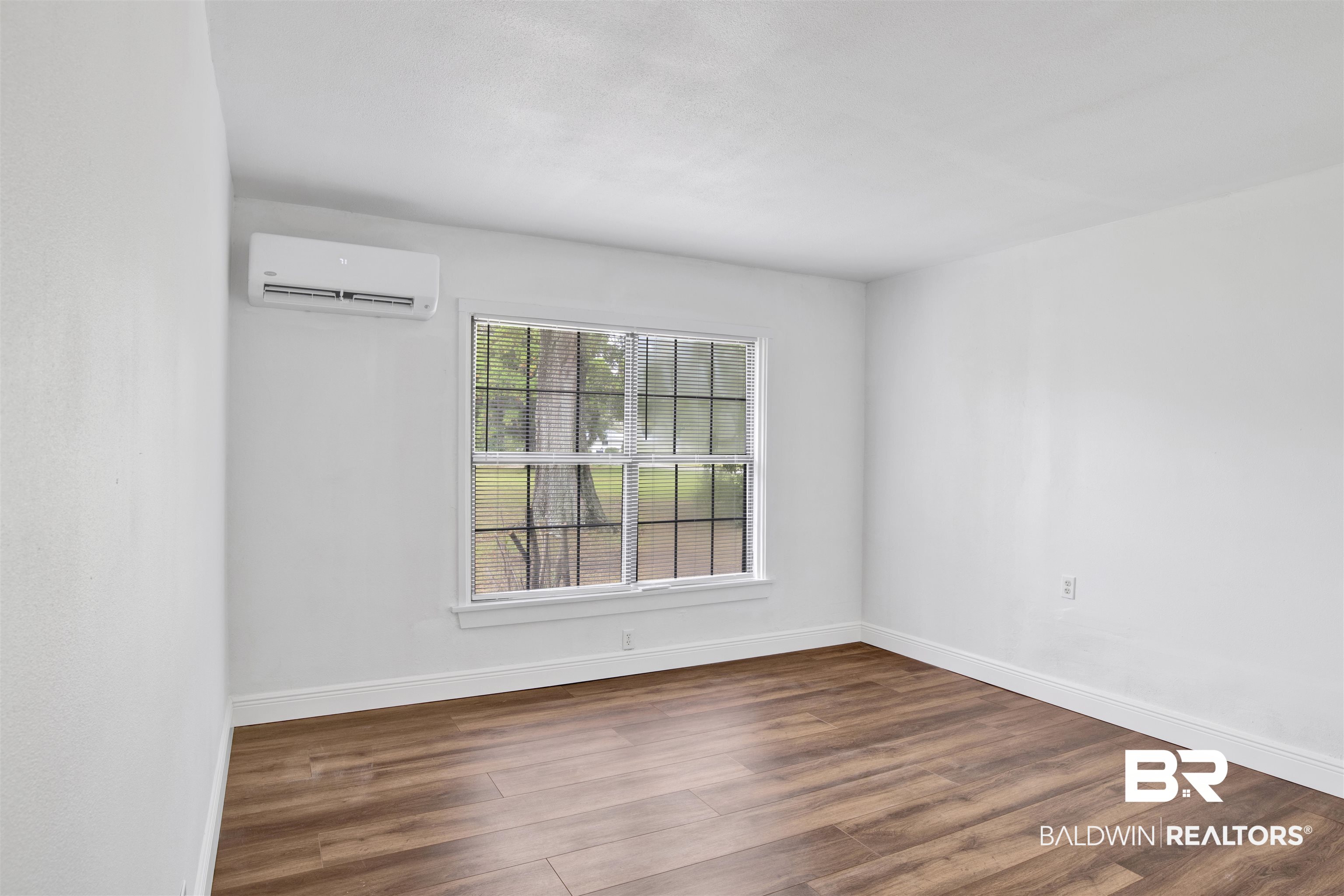 311 West Myrtle Avenue Foley, AL 36535 - Photo 15 of 22 Bedroom