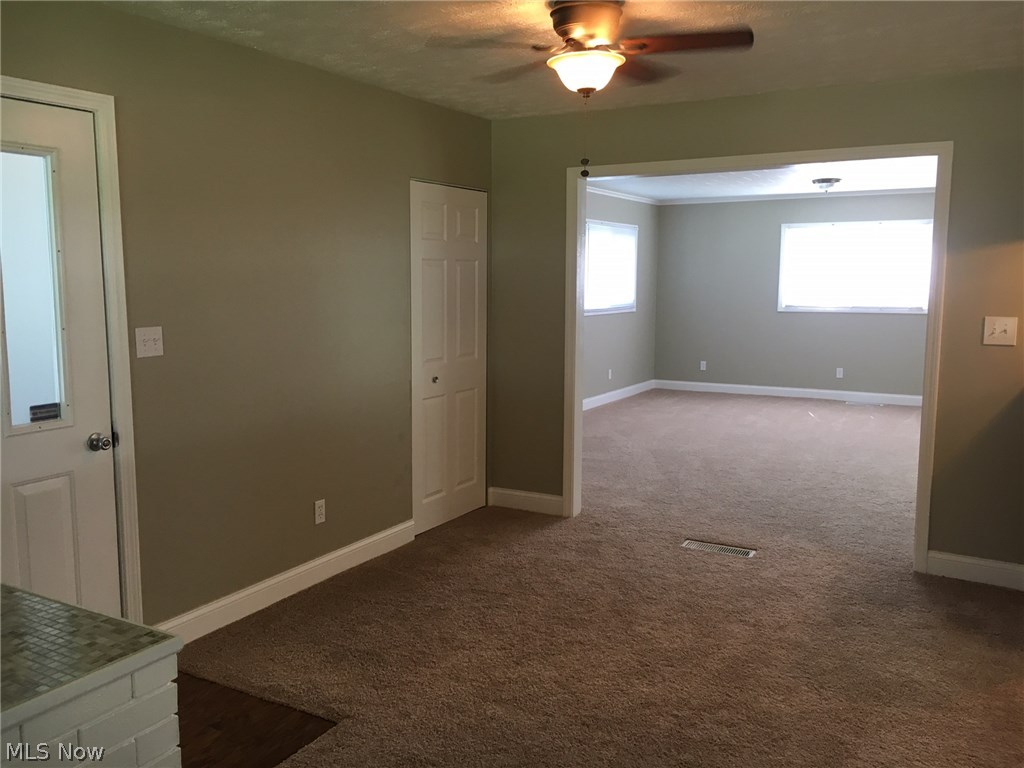4182 Mill Trace Road Youngstown, OH 44511 - Photo 5 of 23 Gallery Image 5