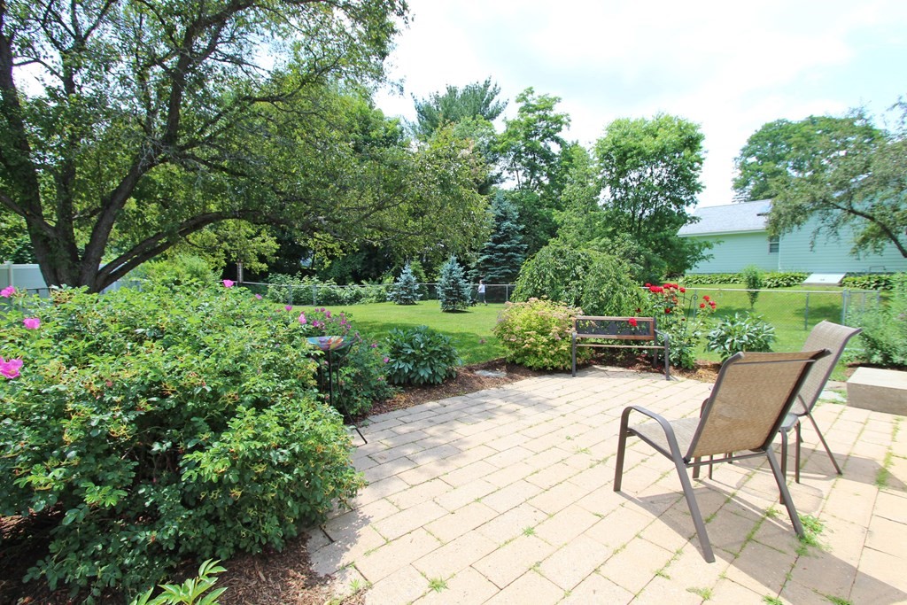 779 Bridge Road Northampton, MA 01060 - Photo 7 of 32 Gallery Image 7