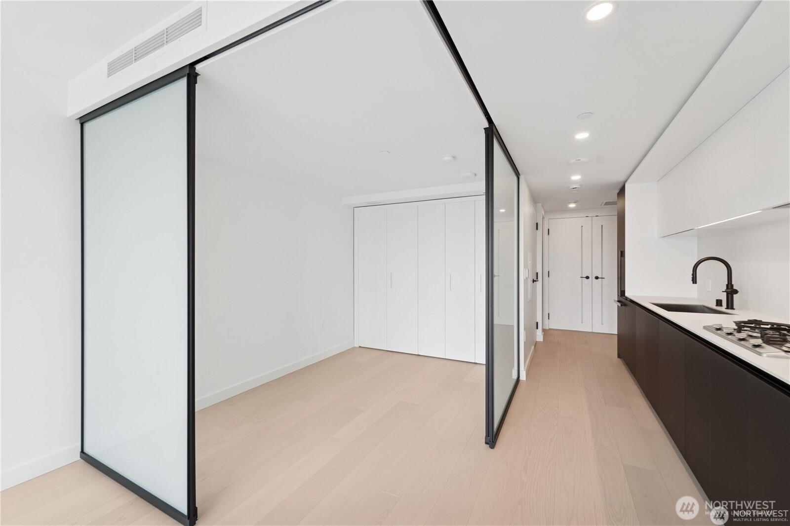 300 Virginia Street, Unit 3012 Seattle, WA 98101 - Photo 11 of 40