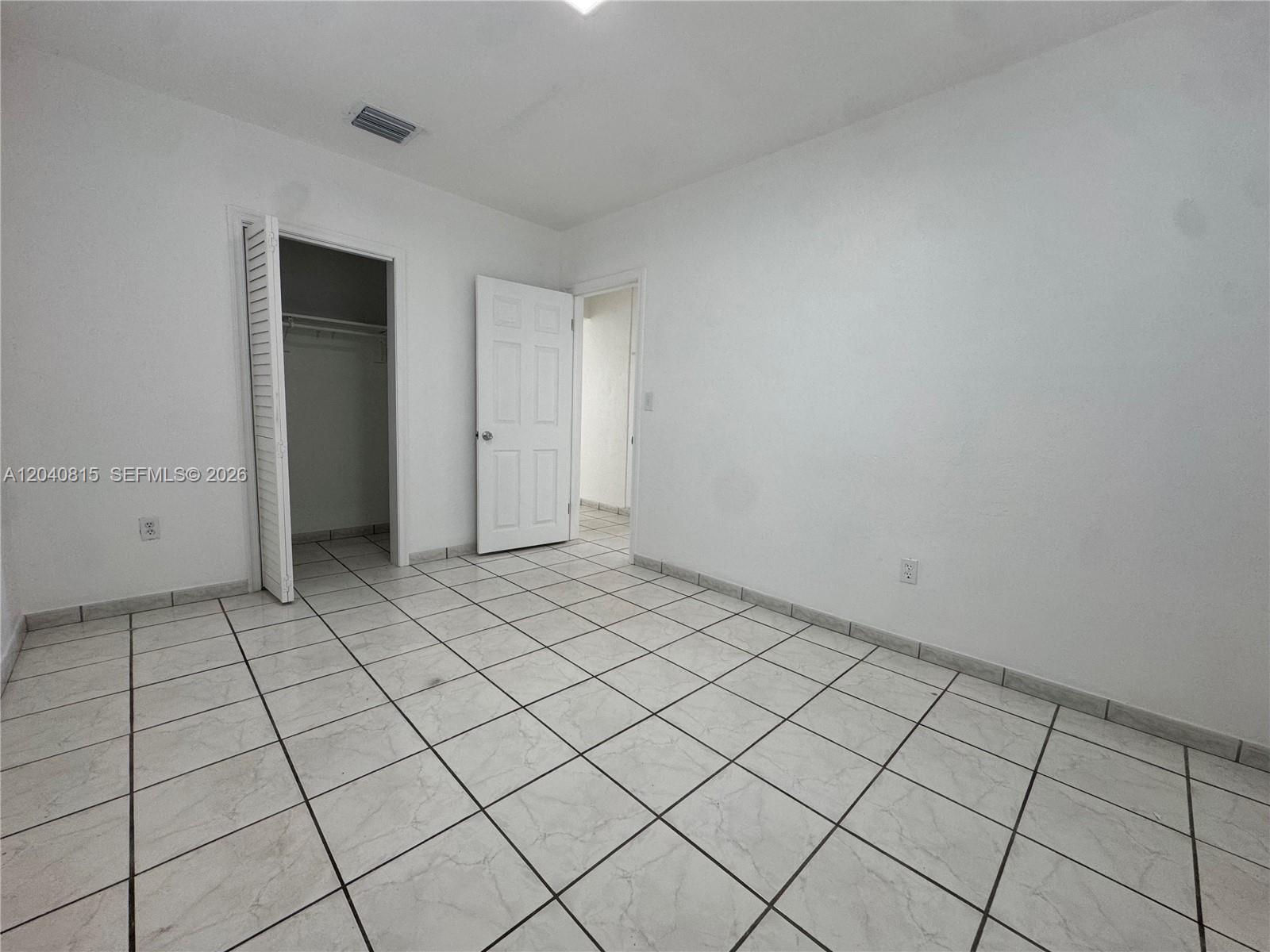 459 Southeast 3rd Street Hialeah, FL 33010 - Photo 11 of 19