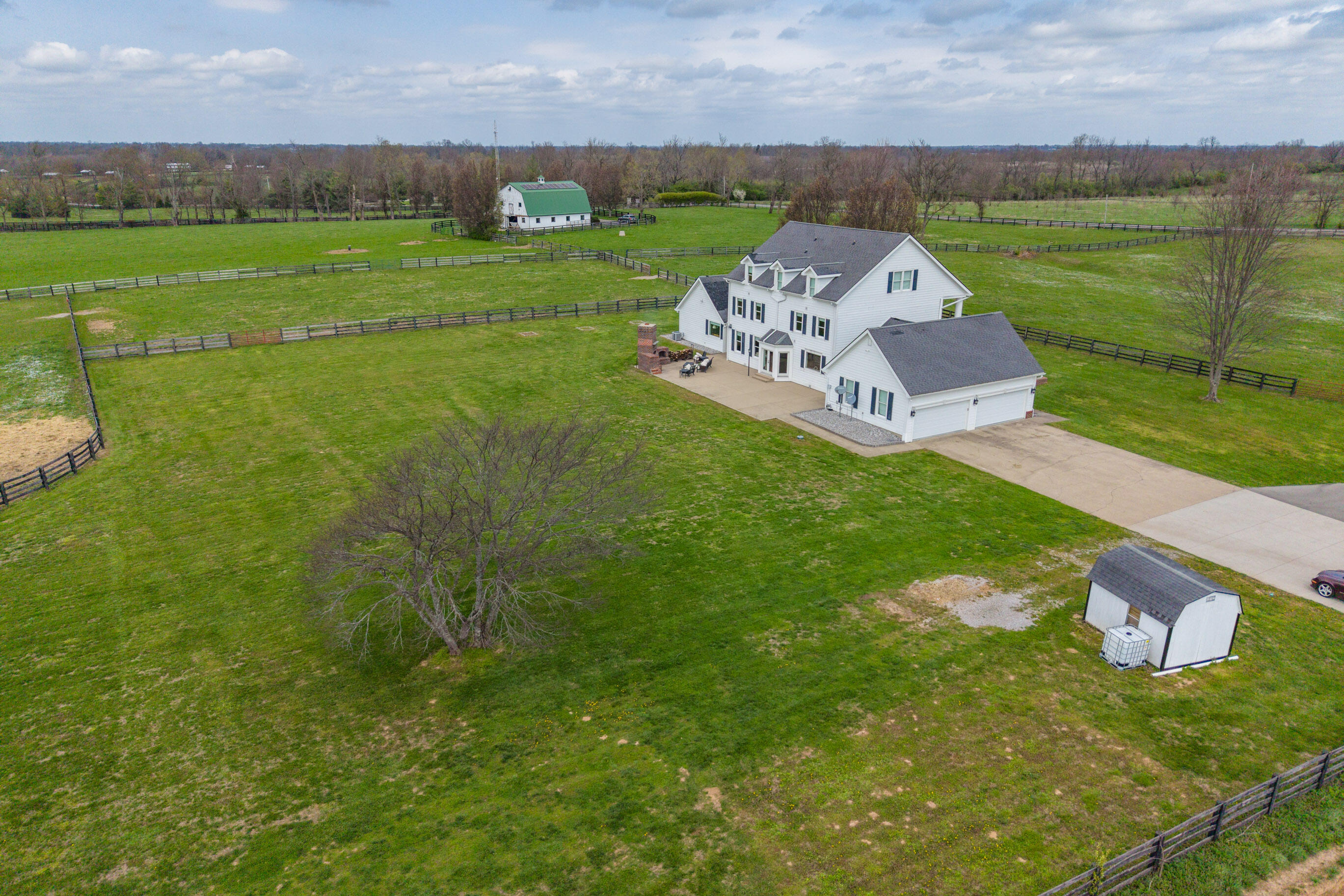 3600 Briar Hill Road Lexington, KY 40516 - Photo 78 of 102 20260330-3600-Briar-Hill-Rd-drone-fh-016
