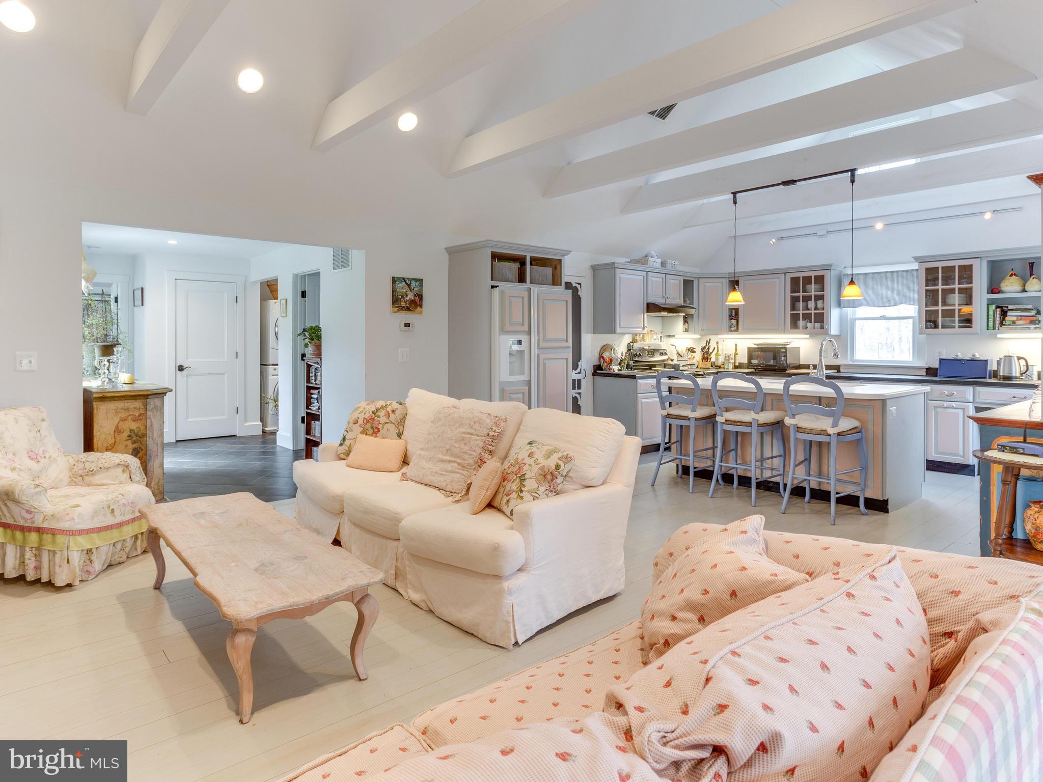 1144 Delaplane Grade Road Upperville, VA 20184 - Photo 12 of 19 Family Room