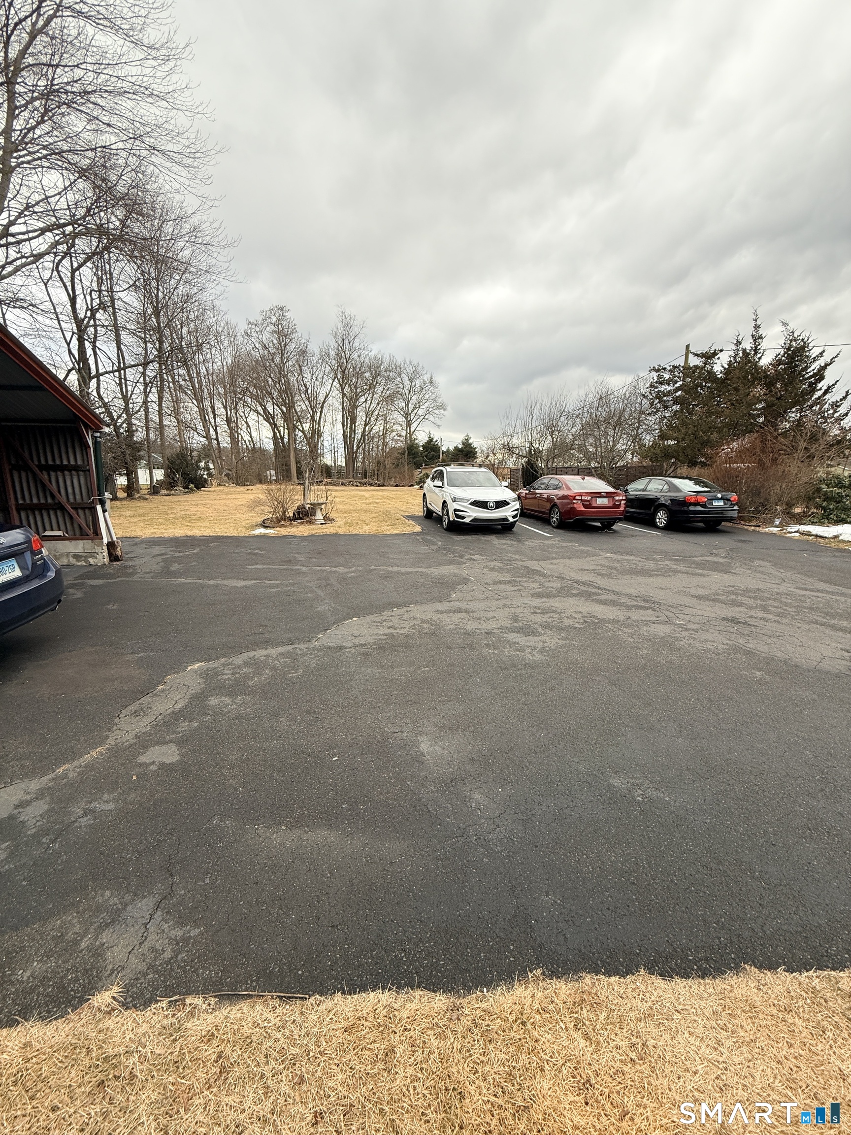 624 Pine Street Bristol, CT 06010 - Photo 2 of 15