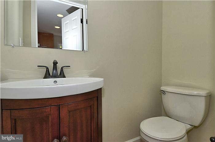 11803 Weller Road Monrovia, MD 21770 - Photo 17 of 30 Bath (Master)